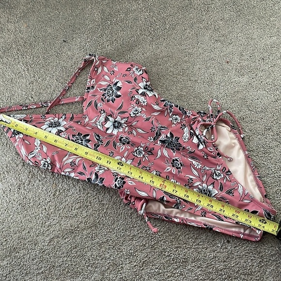 Kona Sol One Piece Swim Suit - Picture 8 of 8